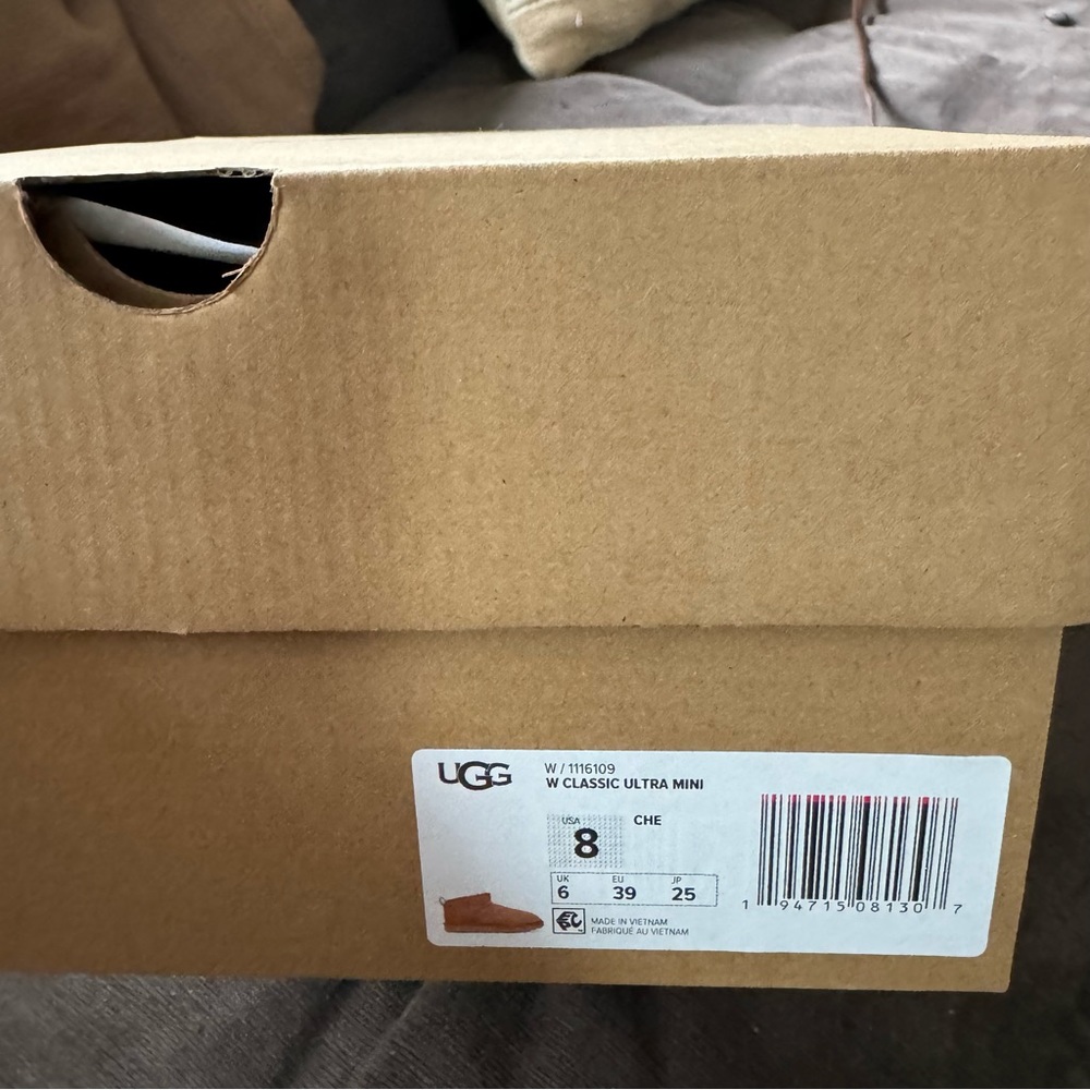 Ugg ultra mini size 8 in chestnut - Picture 9 of 10